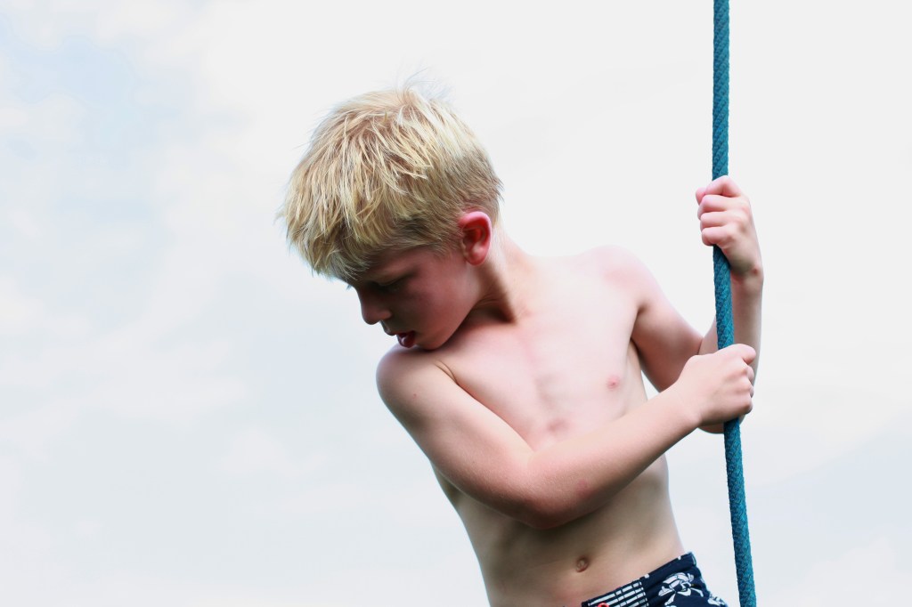 52-35 - Such a strong boy