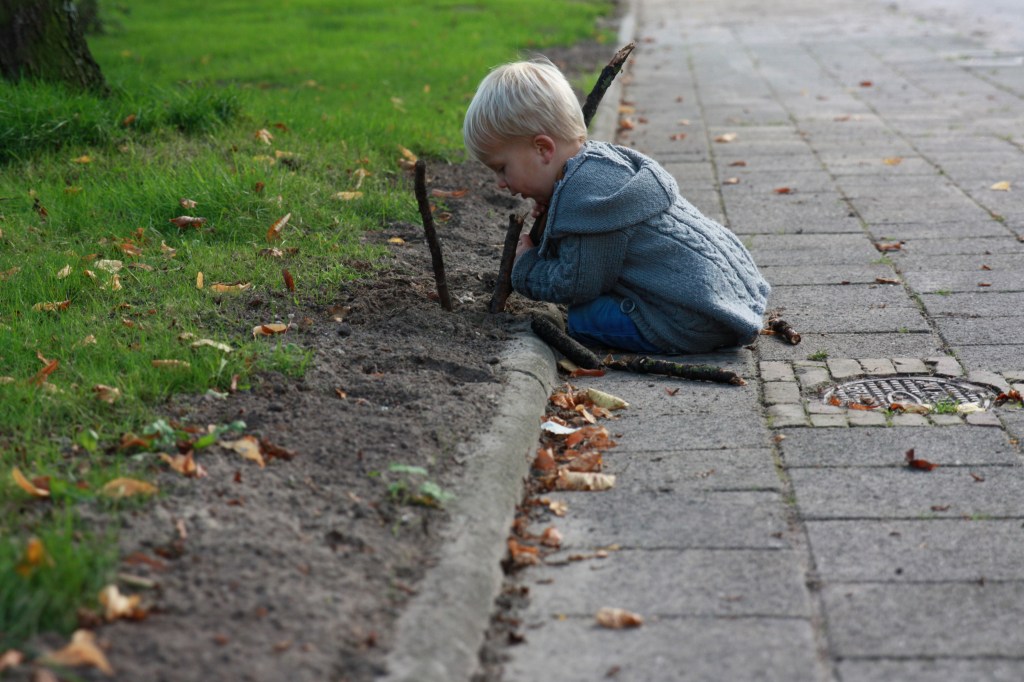 52-39 - playing can be done everywhere