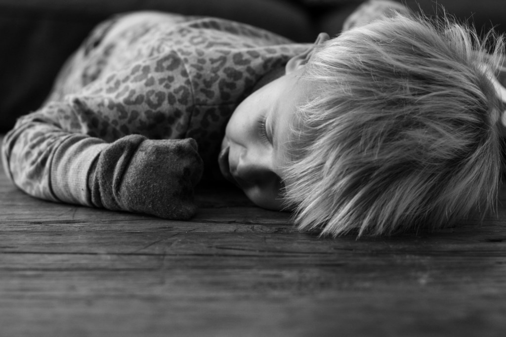 52-46 - making conversation. with a sock